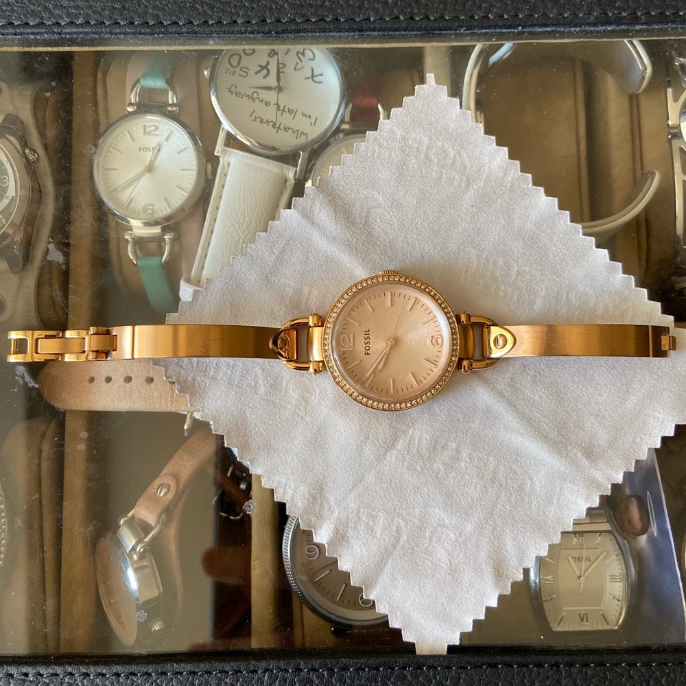 Fossil Watch - Picture 3 of 5